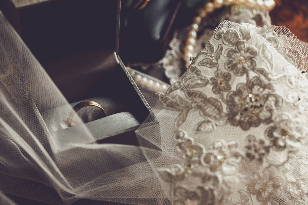  Details from the Wedding Day | #HisQueenHerEngelking Wedding | Photography by Two Arrows Photography at twoarrowsphoto.com  