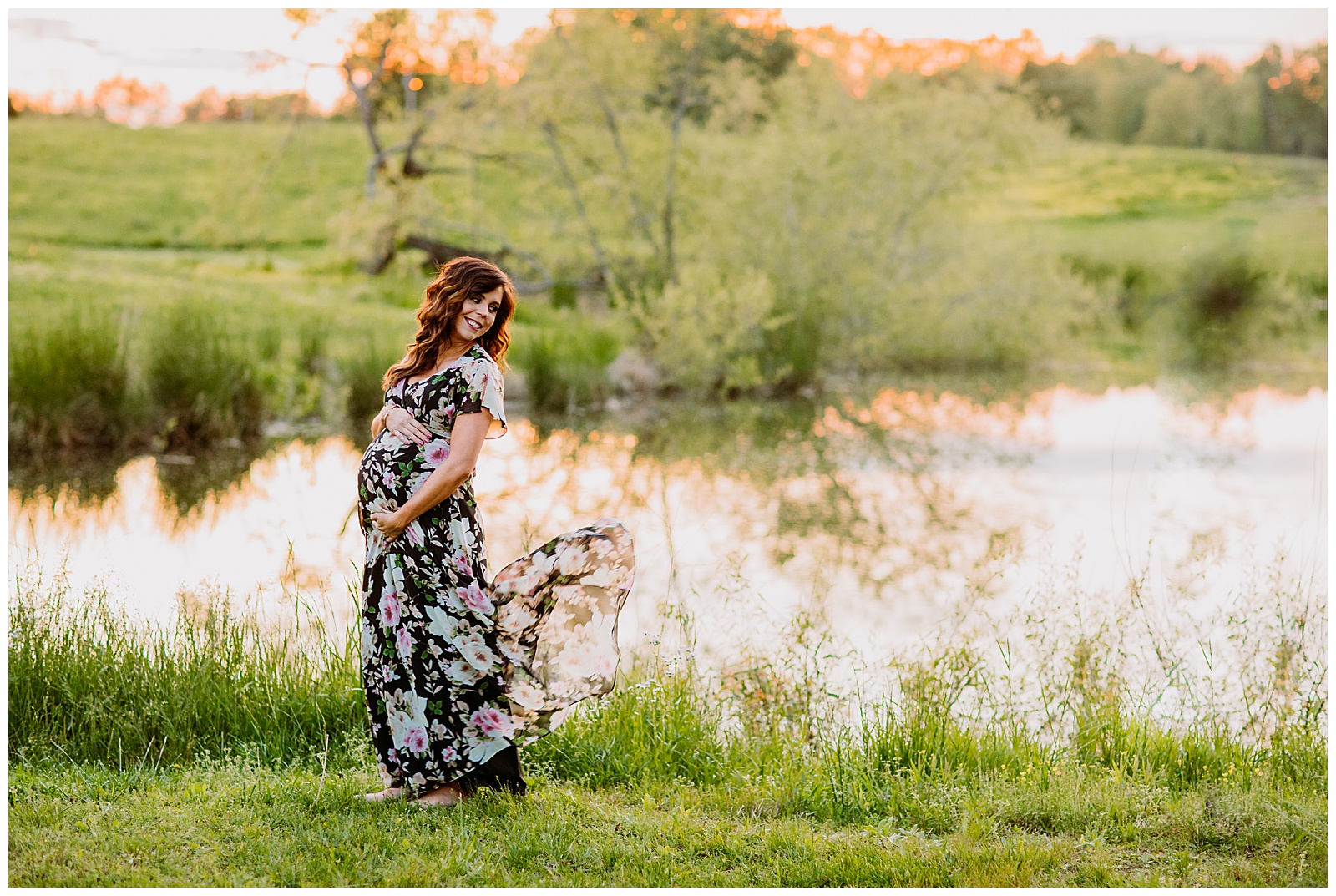 Spring maternity session at sunset