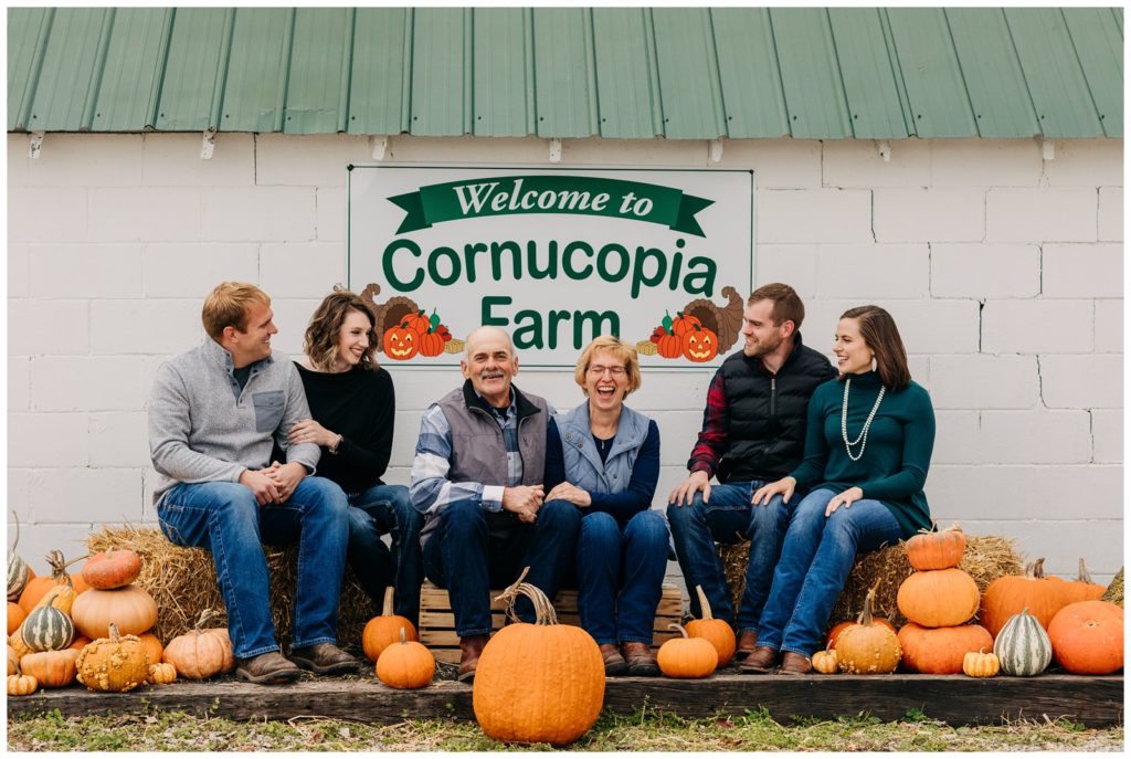 Pumpkin farmers in Indiana have family session